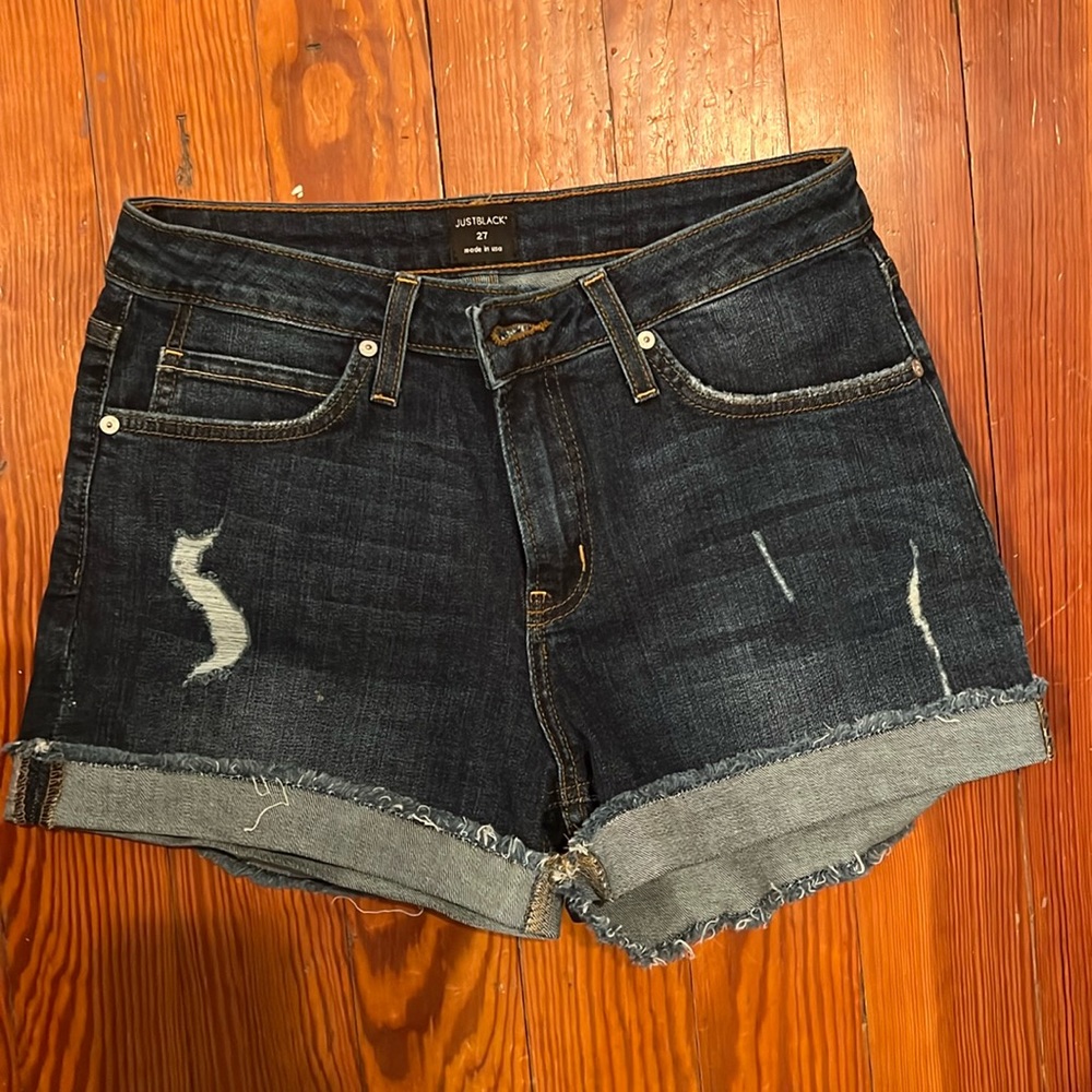 Just Black denim distressed shorts size 27